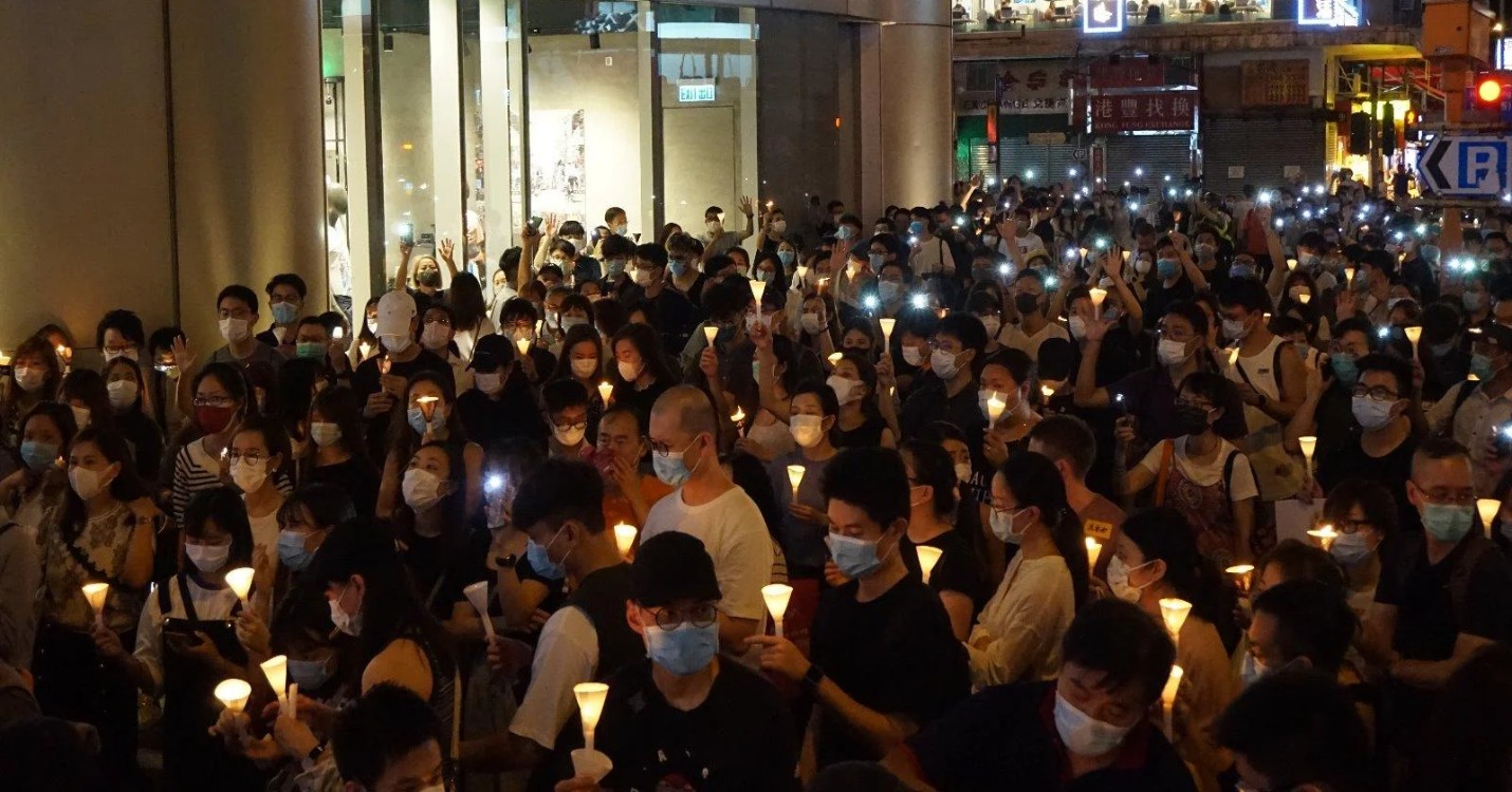 Fermeture de “Pierre”, restaurant deux étoiles, commémorations de Tiananmen à Hong Kong