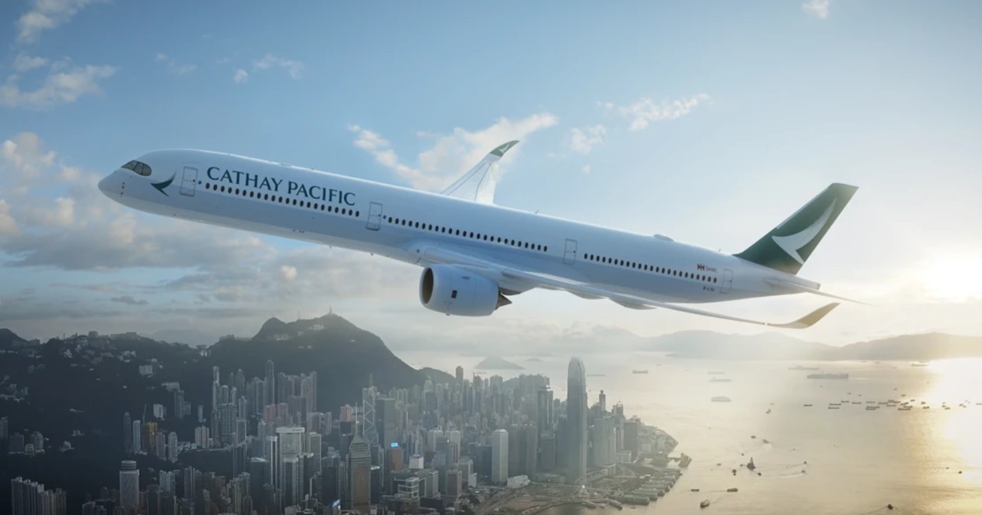 Cathay Pacific en difficulté financière, la police de HK limite l’accès à ses points de presse