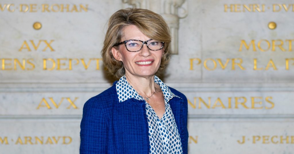 Anne une députée face à la “citadelle Bercy” La French Radio HongKong