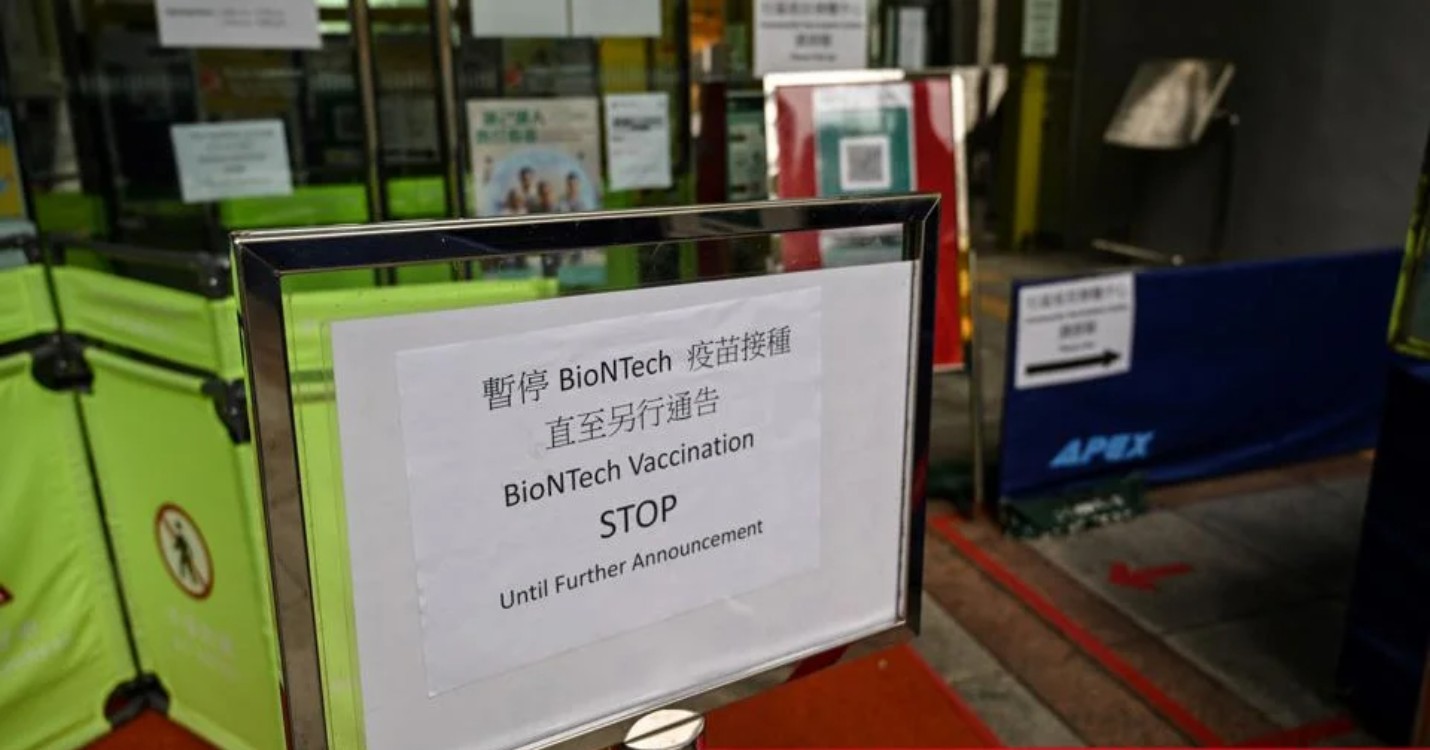 Hong Kong suspend l’utilisation des vaccins BioNTech, les écoles pourront accueillir 21/3 des effect