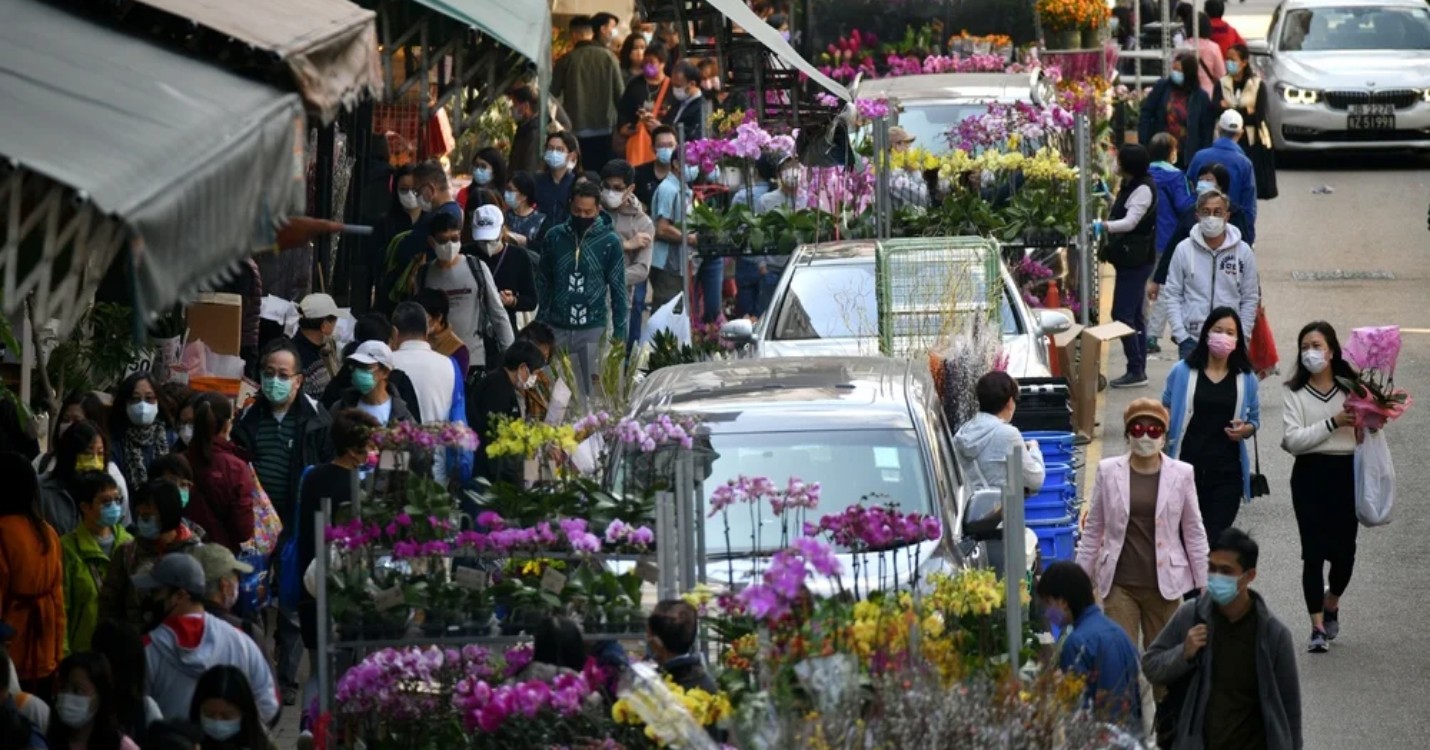 Contrôle des foules au marché aux fleurs de Mong Kok, juges et loi sécurité nationale
