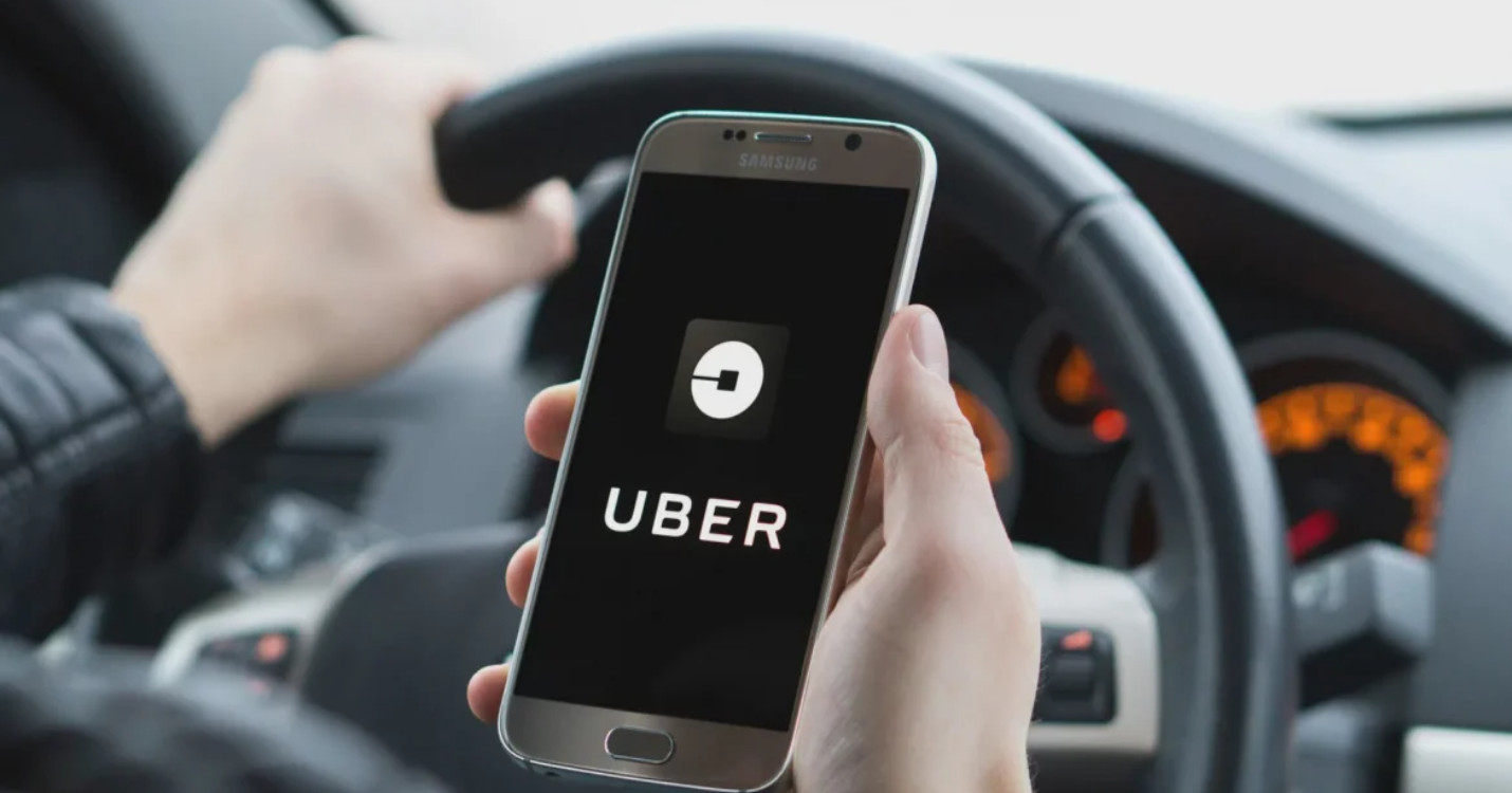 Les taxis font pression pour une interdiction d’Uber