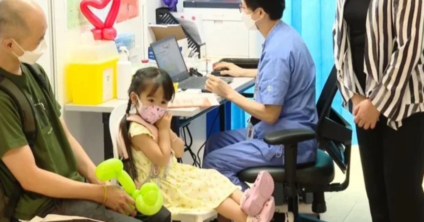 Un grand nombre de parents opposés au vaccin pour les enfants, Hong Kong v/s Singapour