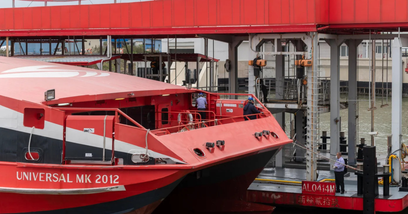 Plus de 130 passagers à bord du 1er ferry pour Macao, rencontres de parenthèses