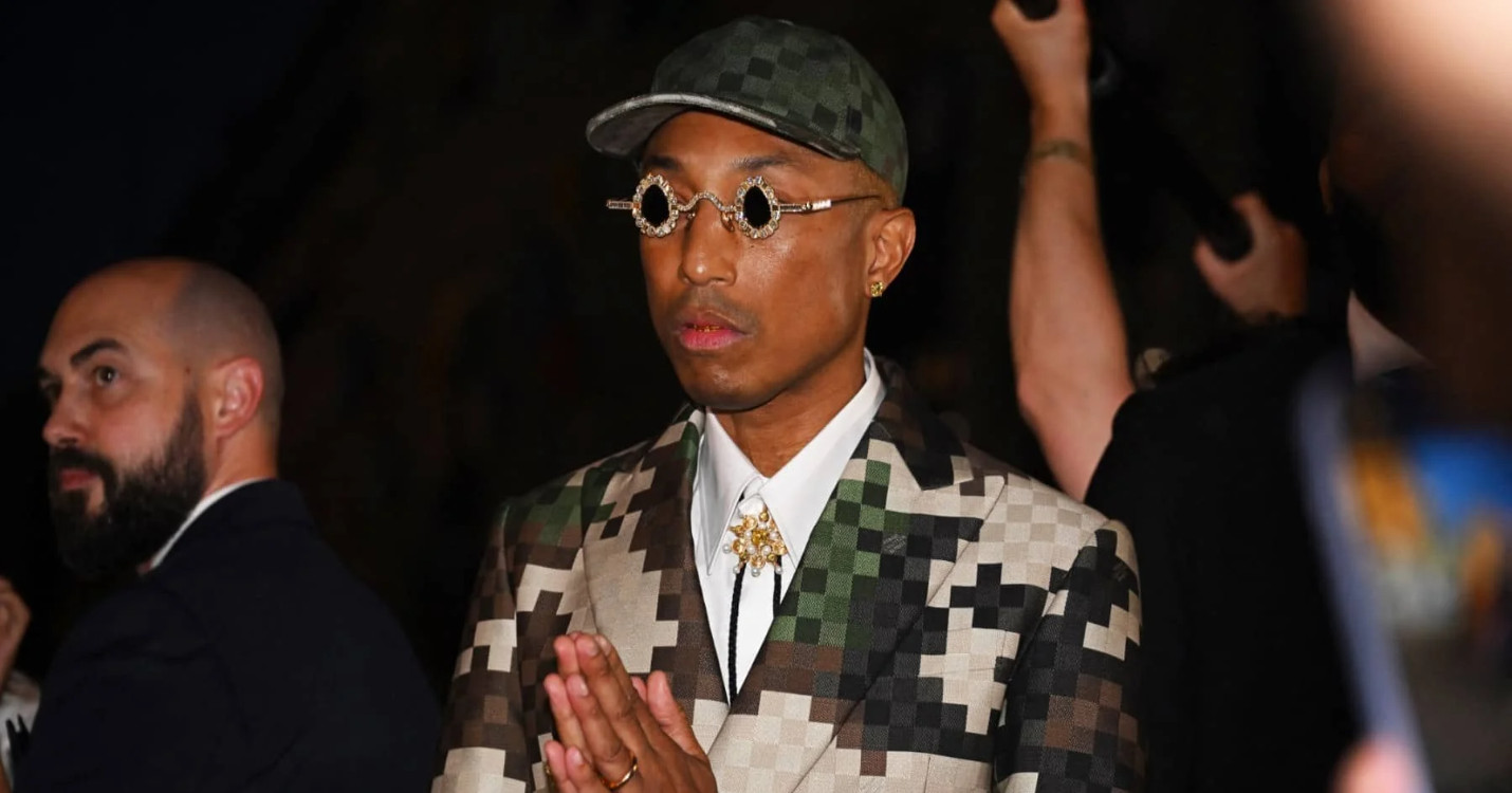 Pharrell Williams à HK pour un défilé de mode, exposition du photographe français Willy Ronis