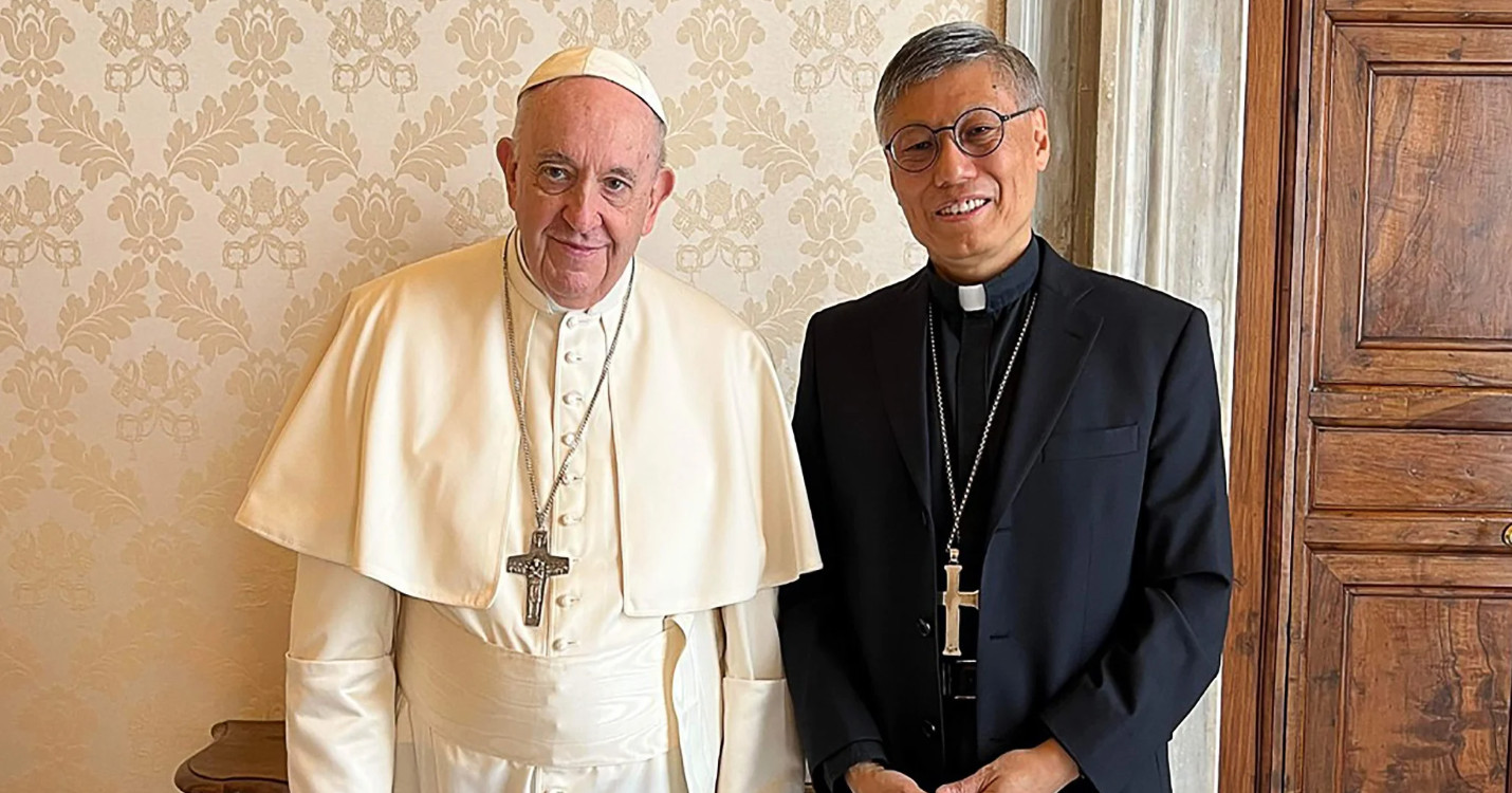 Le Cardinal de HK au conclave Papal – Boogie-woogie Photography présente « Hong Kong to Paris»
