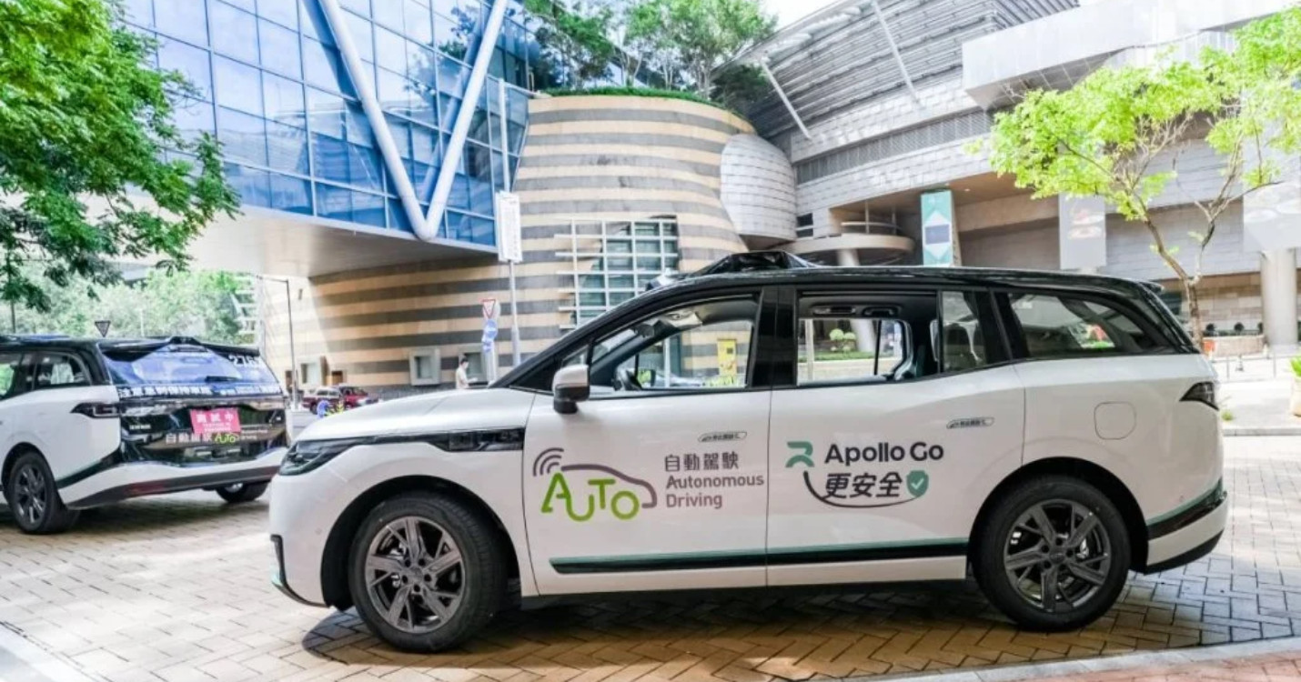 Tests de véhicules sans chauffeurs – L’UFE fête la Journée Internationale des droits de la femme