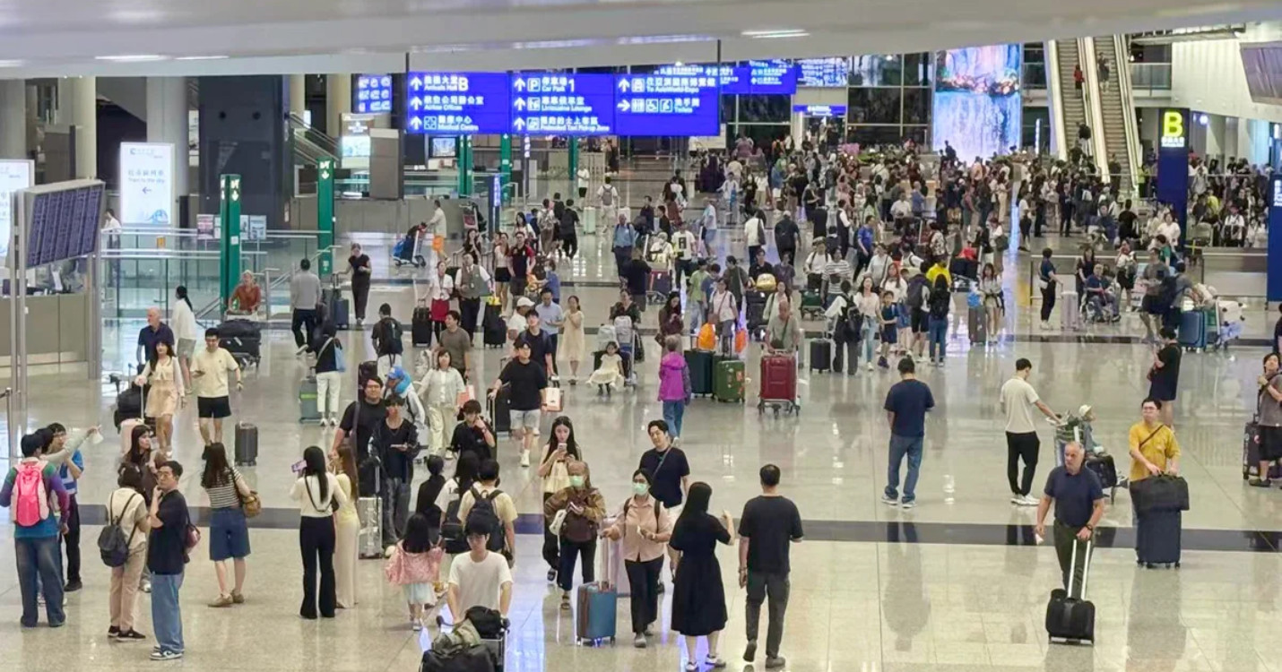 HK : plus de quatre millions de visiteurs en septembre – Jean-Pierre Cabestan chez Parenthèses